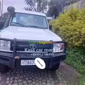 Make: ToyotaModel:Land Cruiser Mark 2Year: 2015 REAL Transmission:ManualFuel: Diesel Engi in Ethiopia