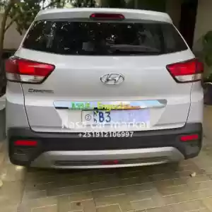 Make:HyundaiModel:CretaEngine:1.6LFuel:BenzineTransmission:6-Speed AutomaticYear:2018Mile in Ethiopia