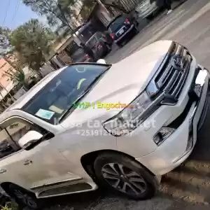 Make:Toyota Model:Landcruiser V8 G.XRYear:2019/10Body Type:SUVEngine:V8 5.7LDrive Type:4W Price in Ethiopia