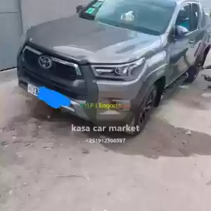 Make:ToyotaModel:Hilux InvincibleYear:2021Body Type:Pickup Seats:5Engine:4Cyl. 2.4L Turbo Price in Ethiopia