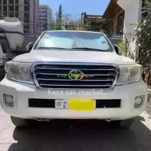 Make:ToyotaModel:Land Cruiser V8 - GXVYear:2013Body Type:SUVEngine:V8 4.5L Turbo Drive Ty in Ethiopia