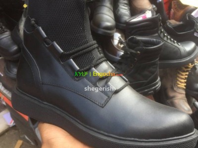 Men’s leather boots