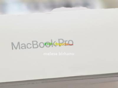 New Apple Macbook M2 2022