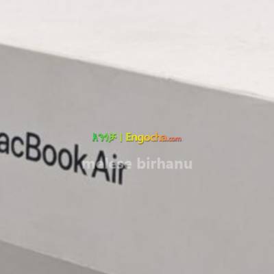 New Apple Macbook M2
