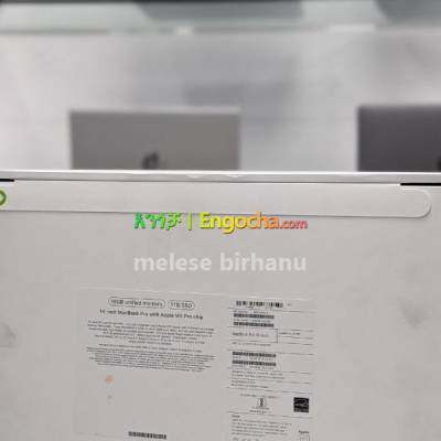 New Apple macbook M3pro 2023
