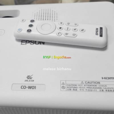 New Epson Projector CO-W01