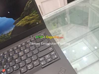 New Lenovo X1 carbon Core i7 7th generation Laptop