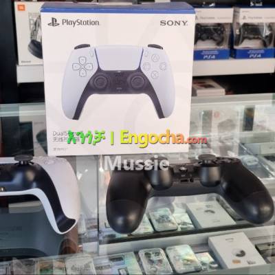 PlayStation 4$5 Controllers