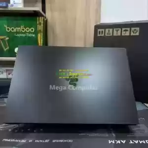 Razer Blade 18 in Ethiopia