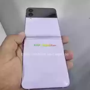 Samsung Galaxy Z-Flip 3 5G 128GB RAM 8GB from Germany in Ethiopia