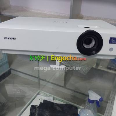 Sony new projector VpL-Dx100