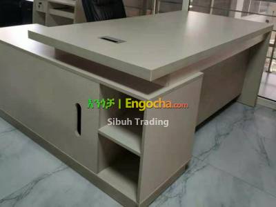 Table Excutive (Managerial Table)
