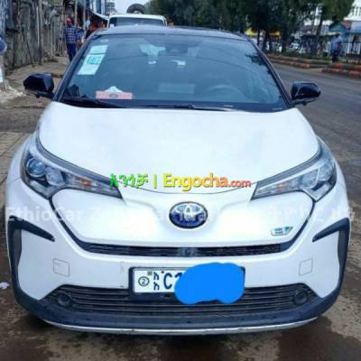 Toyota C-HR Electric 2022 Very Excellent and Full Optioned Electric Car