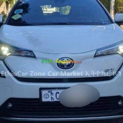 Toyota C-HR/IZOA 2023 Slightly Used Excellent Full Optioned Electric Car