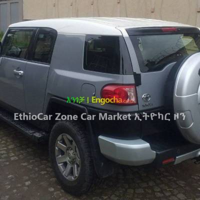 Toyota FJ Cruiser 2014 Fully Optioned Excellent SUV Car for Sale