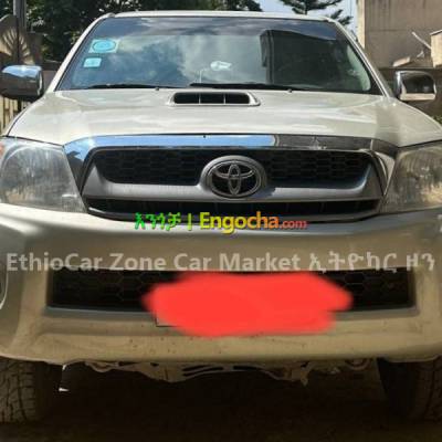 Toyota Hilux 2010 Very Excellent and Perfect Pick-up Car