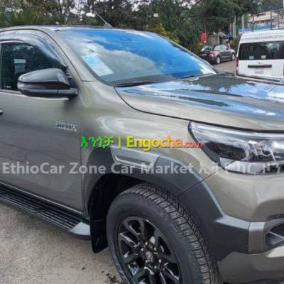 Toyota Hilux Invincible 2021 Fully Optioned Excellent Smart-Cab Pickup Car