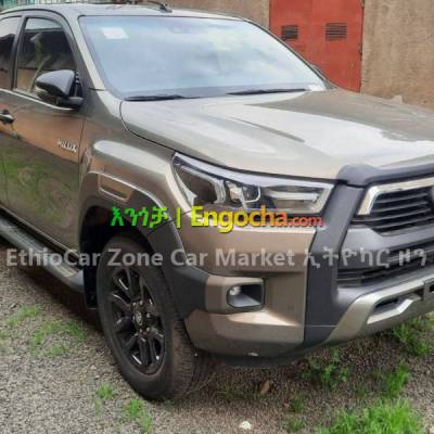 Toyota Hilux Invincible 2023 Brand New Full Option Pickup Car for Sale