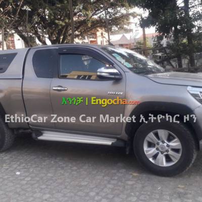Toyota Hilux Revo 2017 Very Excellent and Clean Smart-Cab Pickup Car for Sale