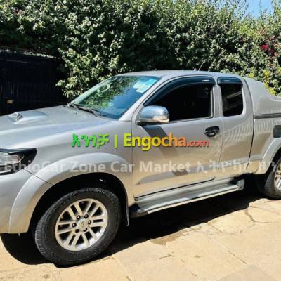 Toyota Hilux Vigo 2015 Very Excellent and Perfect Pickup Car