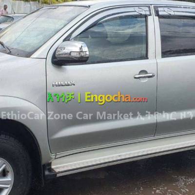Toyota Hilux Vigo Double-Cab 2015 Very Excellent and Perfect Pickup Car