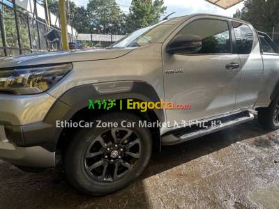 Toyota Invincible Hilux 2021 Fully Optioned Excellent Pickup Car for Sale