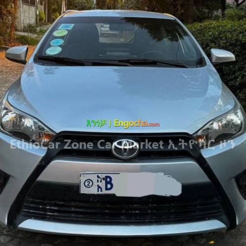 Toyota Yaris Compact 2015 Very Excellent and Full Option Car