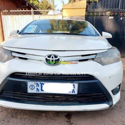 Toyota Yaris Sedan 2015 Very Excellent and Fully Optioned Sedan Car for Sale