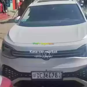 Urgent ‼️ Make:Volkswagen Model:ID.6 Crozz ProYear:2022Body Type:Crossover  SUVEngine:Dua in Ethiopia