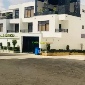 Luxurious G+2 House around sumit Price in Ethiopia