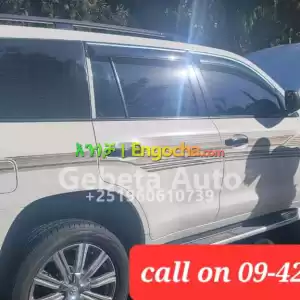 Toyota land cruiser v8‼️urgent‼️ in Ethiopia