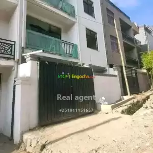 ለሾያጭ የቀረበስፈት 72 ካሬ ካርታድጅታል ካርታ አለውሀይሌ ጋርመት አካባቢ ስም በቀጥታ መዞር ይችላል ቤቱ ለአትራፊም ይሆናል እንዳያመልጣቹ  Price in Ethiopia