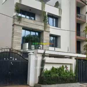 የሚሸጥ በጣም ቆንጆ ዘመናዊ የሆነ ቤት በጥሩ ሁኔታ የተሰራ ለመኖሪያ ቤት ተወዳጅ እና ተመራጭ የሆነ ሰፈር ኮምፓዉንድ ውስጥ ያለ ቤት አድራሻ Price in Ethiopia