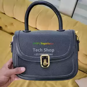 Ladies Quality Black Handbag Price in Ethiopia