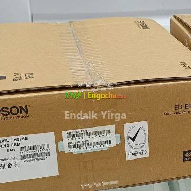 brand New Epson projector Co-W01
