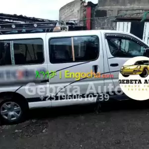 2001 Toyota dolphin 2lt 2001 model in Ethiopia