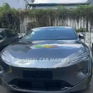 AVATR 12 EV 2024/10 Only 2,500 km Driven in Ethiopia