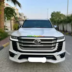 Brand Toyota Landcruiser VXR V6 2023 for sell Price in Ethiopia