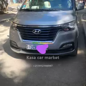 Make:HyundaiModel:Grand Starex Year:2020Engine:4 Cylinders, 2.5LDrive Type:FWDFuel:Diesel in Ethiopia