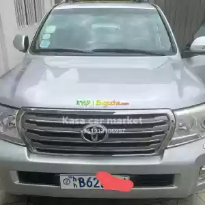Make:Toyota Model:Land Cruiser V8 Engine:V6 4.5L 4WDFuel:Benzine Transmission:10-Speed Au Price in Ethiopia