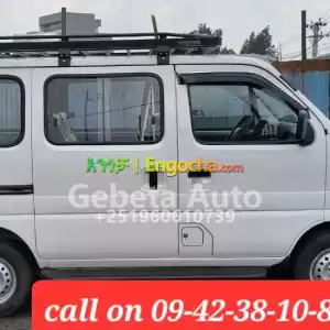 Suzuki eeco 2025 5000km ብቻ የተነዳ in Ethiopia