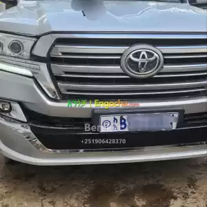 TOYTA LADCRUSER VXR (V8) in Ethiopia