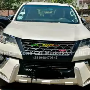 Toyota Fortuner 2017 Excellent and Fully Optioned Car for Sale in Ethiopia