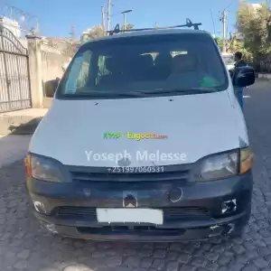 Toyota Granvia HiAce 2L (1997) in Ethiopia