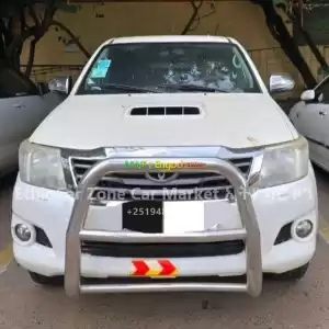 Toyota Hilux Vigo 2015 Very Excellent and Clean Pickup Car for Sale in Ethiopia