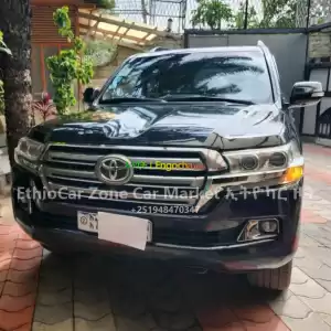 Toyota Landcruiser V8 V-XR 2014 Very Excellent and Full Optioned SUV Car for Sale Price in Ethiopia
