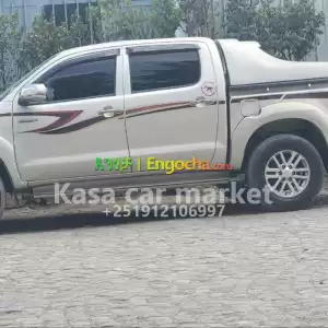 Toyota Vigo double cap Model....2015 realPlate No...Axxx Code3 ketelafiTransmission manua in Ethiopia