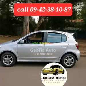Toyota vitz 2001 አስቸኳይ ነው in Ethiopia