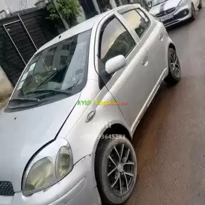 Toyota vitz 2002 ጎጎል ላይ ሊብሬ 2004 automatic car in Ethiopia