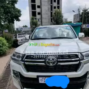 UREGENT SALEMake.. Toyota Model.. Landcruiser G-XR Year... 2021Transmission.. Automatic S Price in Ethiopia